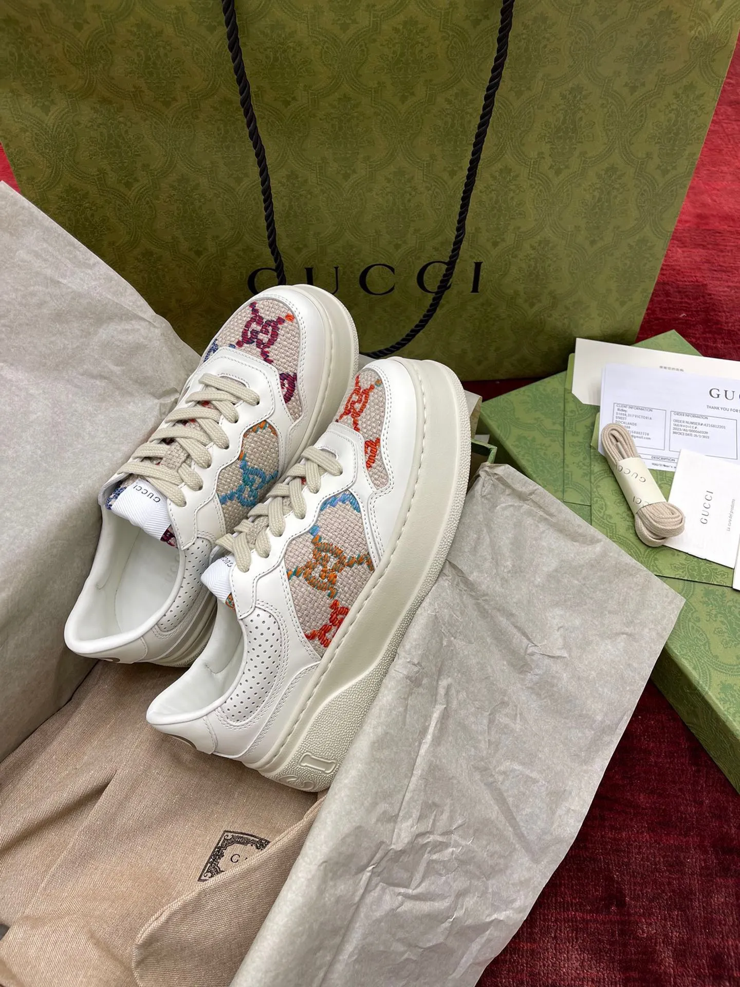 👟👟Ex-factory price 480👟👟 Gucc*i~~New upgraded version, original original color @GG couple's thick-soled shoes...biscuit shoes...white shoes...sneakers...flat shoes...catwalk style: celebrities, Internet celebrities, Xiaohongshu, etc. will definitely plant grass and call❤ Original customized cowhide fabric (classic old floral fabric, perforation, embossing process), the original bottom has a big logo, and there is a GG on the heel Logo, 5cm thick sole, classic Gucci webbing... Women's size 35-40, men's size 39-44
